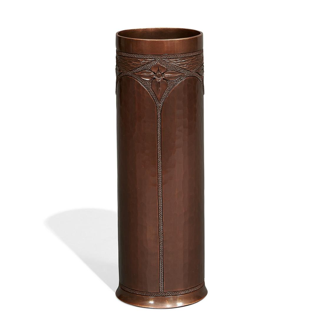 Roycroft Renaissance / Contemporary Roycrofters vase (1 of 3)