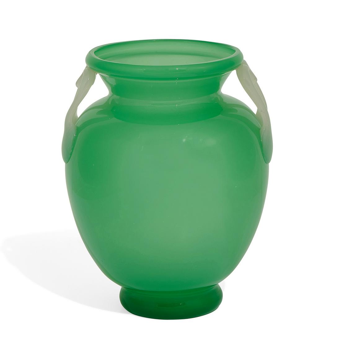 Steuben Glass Works double-handled vase, #2939 (1 of 4)