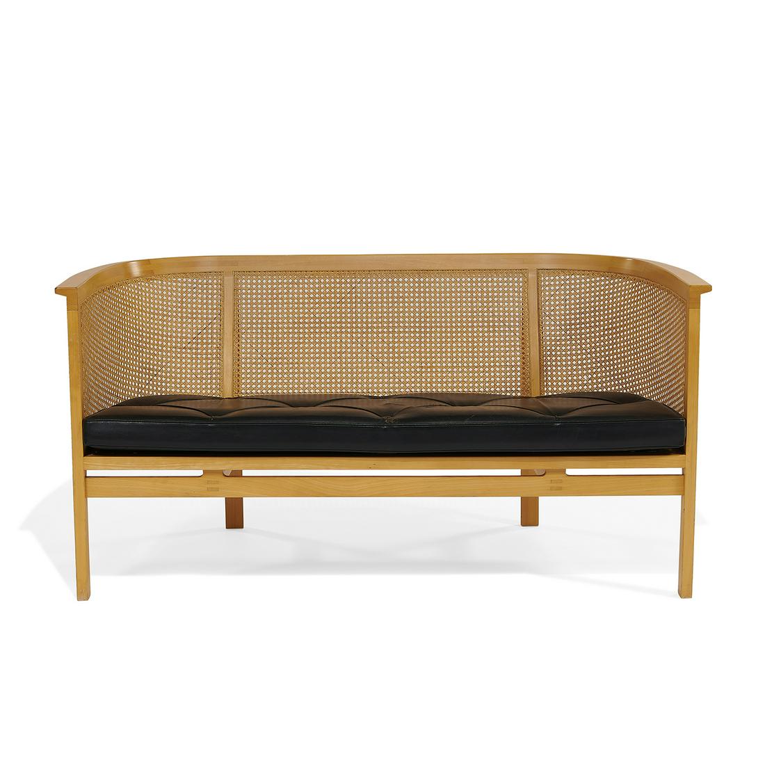 Rud Thygesen & Johnny Sørensen settee (1 of 3)