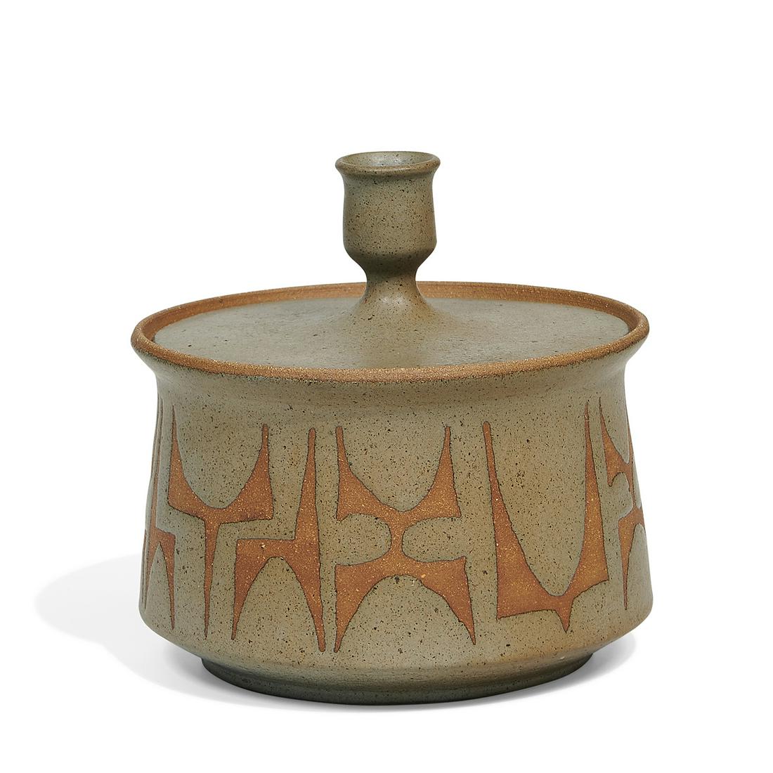 Clyde Burt lidded vessel (1 of 4)