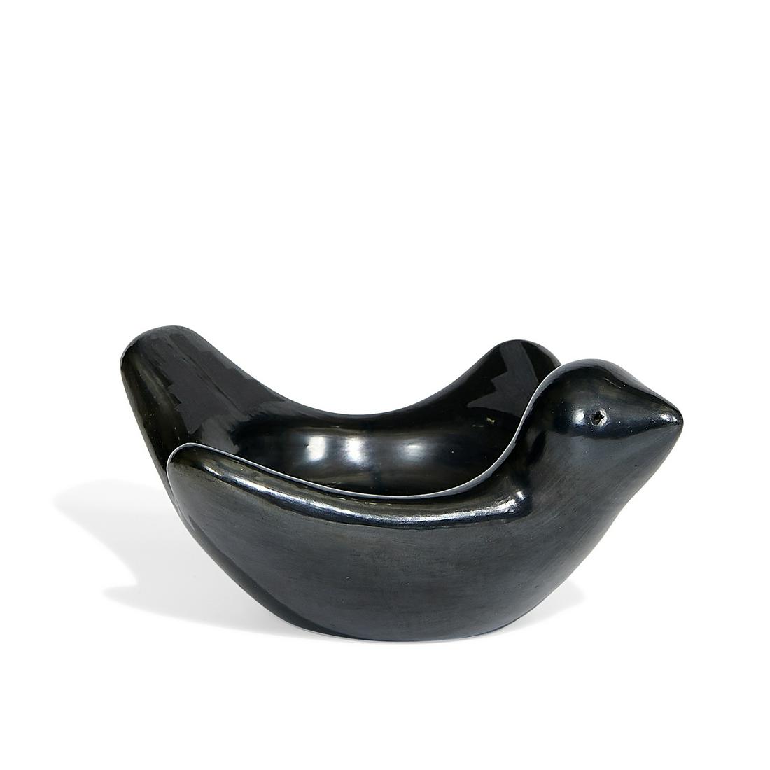 LuAnn Tafoya / Santa Clara Pueblo bird bowl (1 of 3)