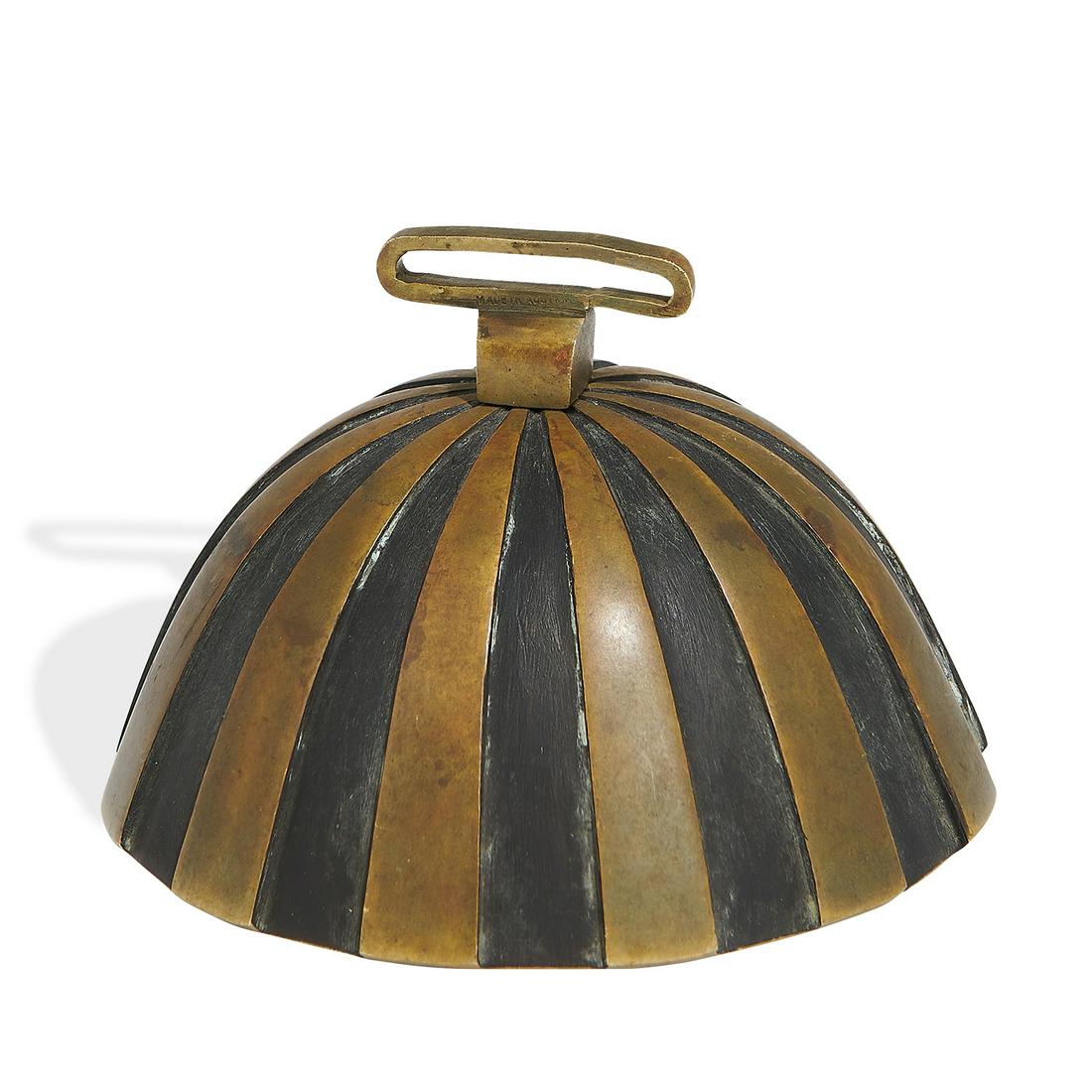 Werkstätte Carl Auböck fluted bell (1 of 4)