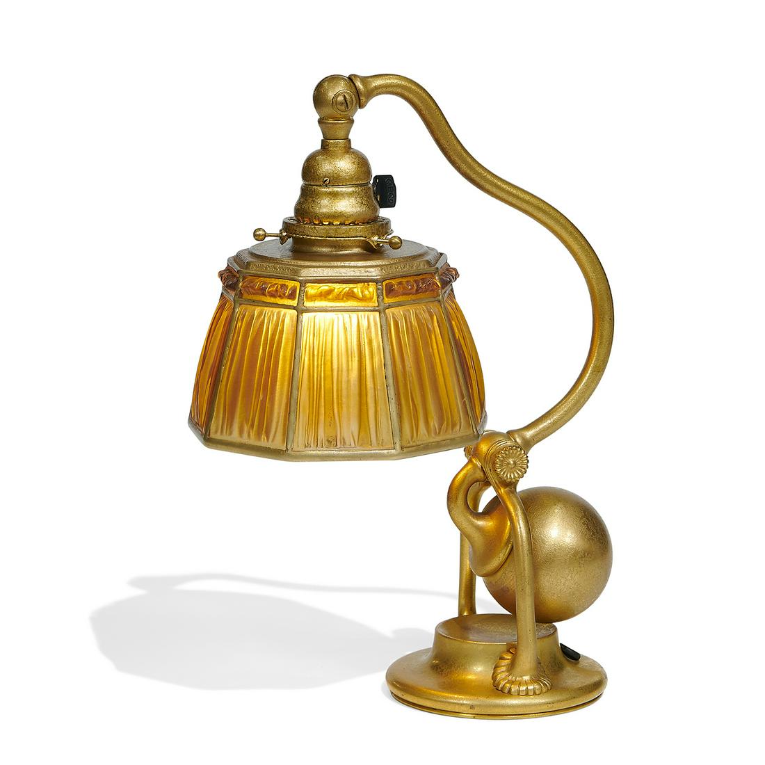 Tiffany Studios Linen Fold counterbalance lamp (1 of 3)