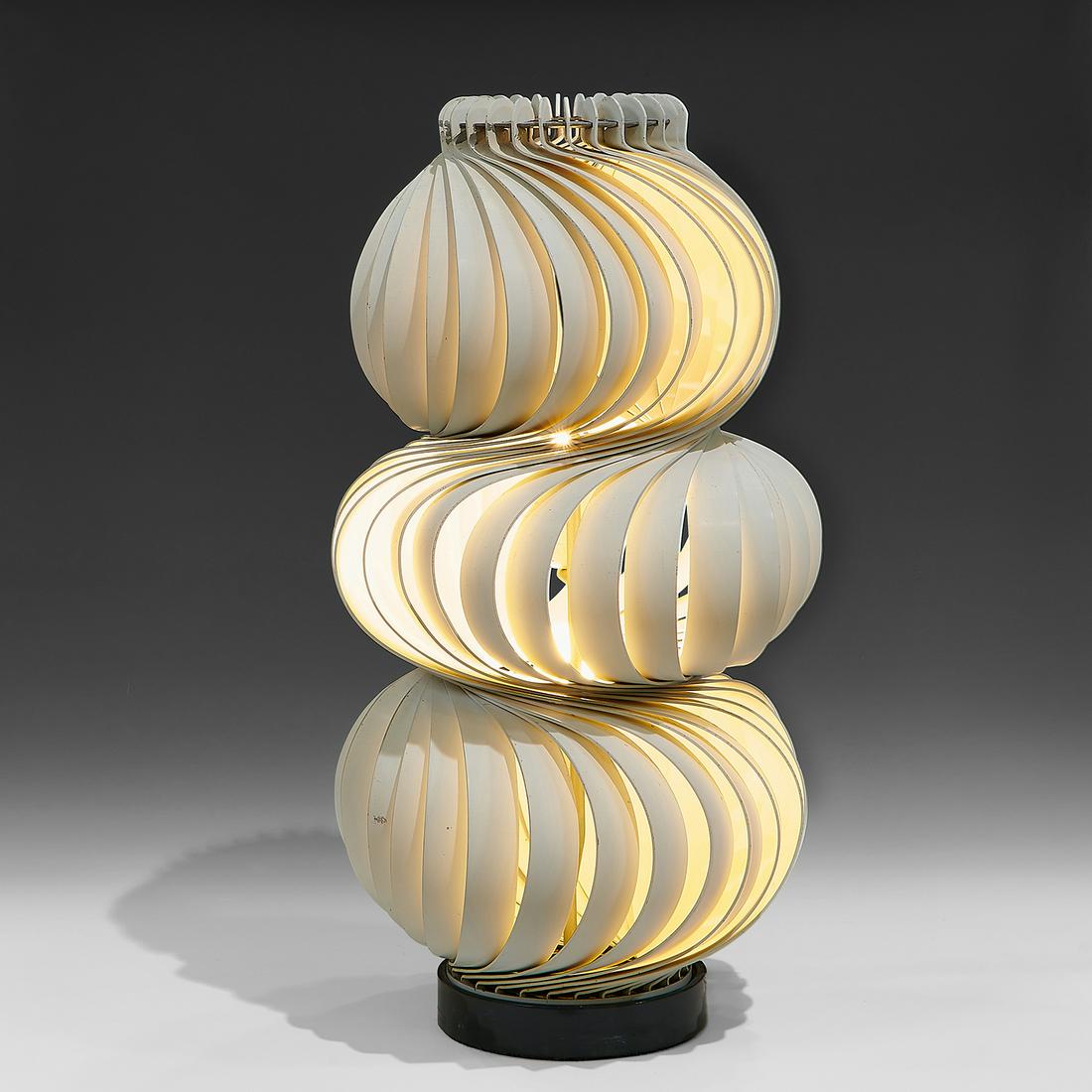 Olaf von Bohr Valenti Medusa lamp (1 of 3)