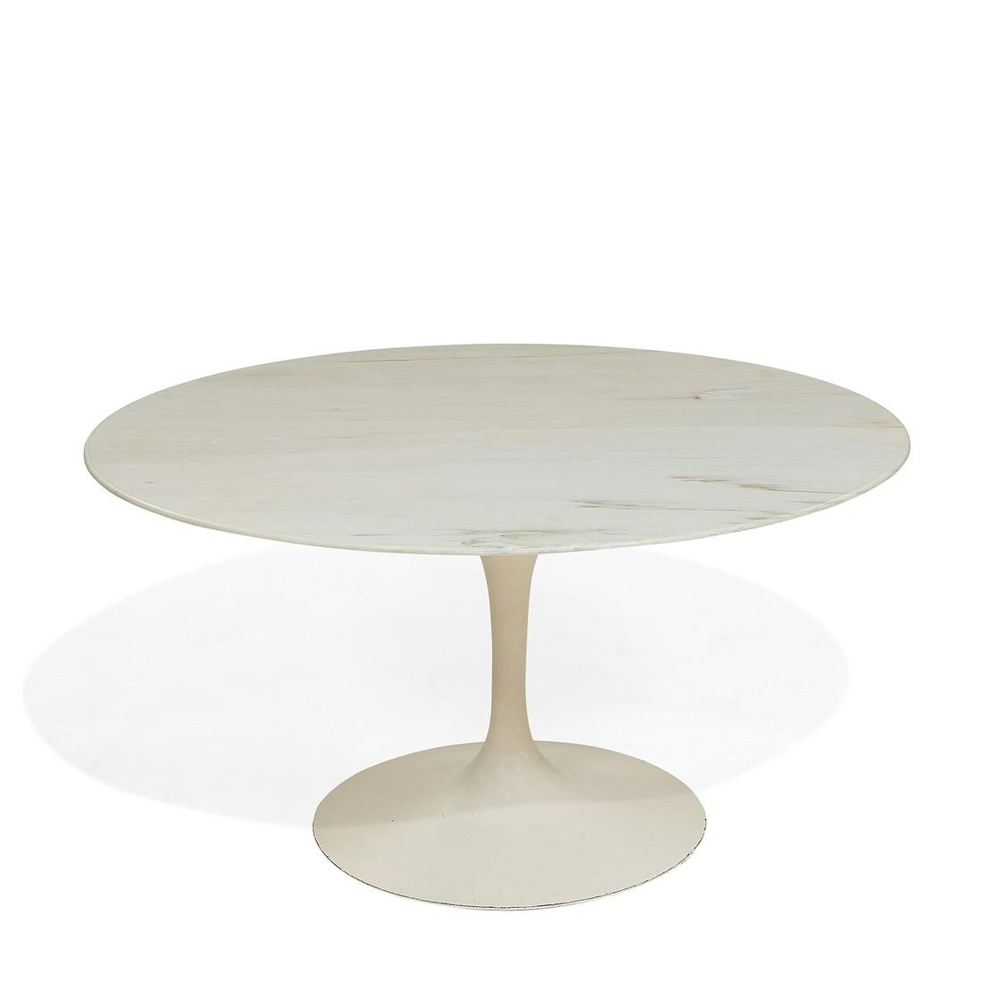Eero Saarinen Knoll Tulip dining table (1 of 2)