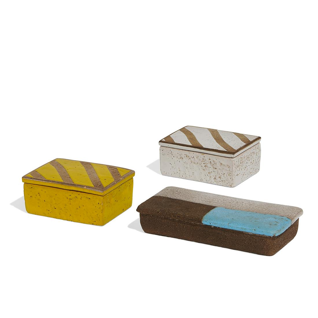 Bitossi Raymor three lidded boxes (1 of 3)