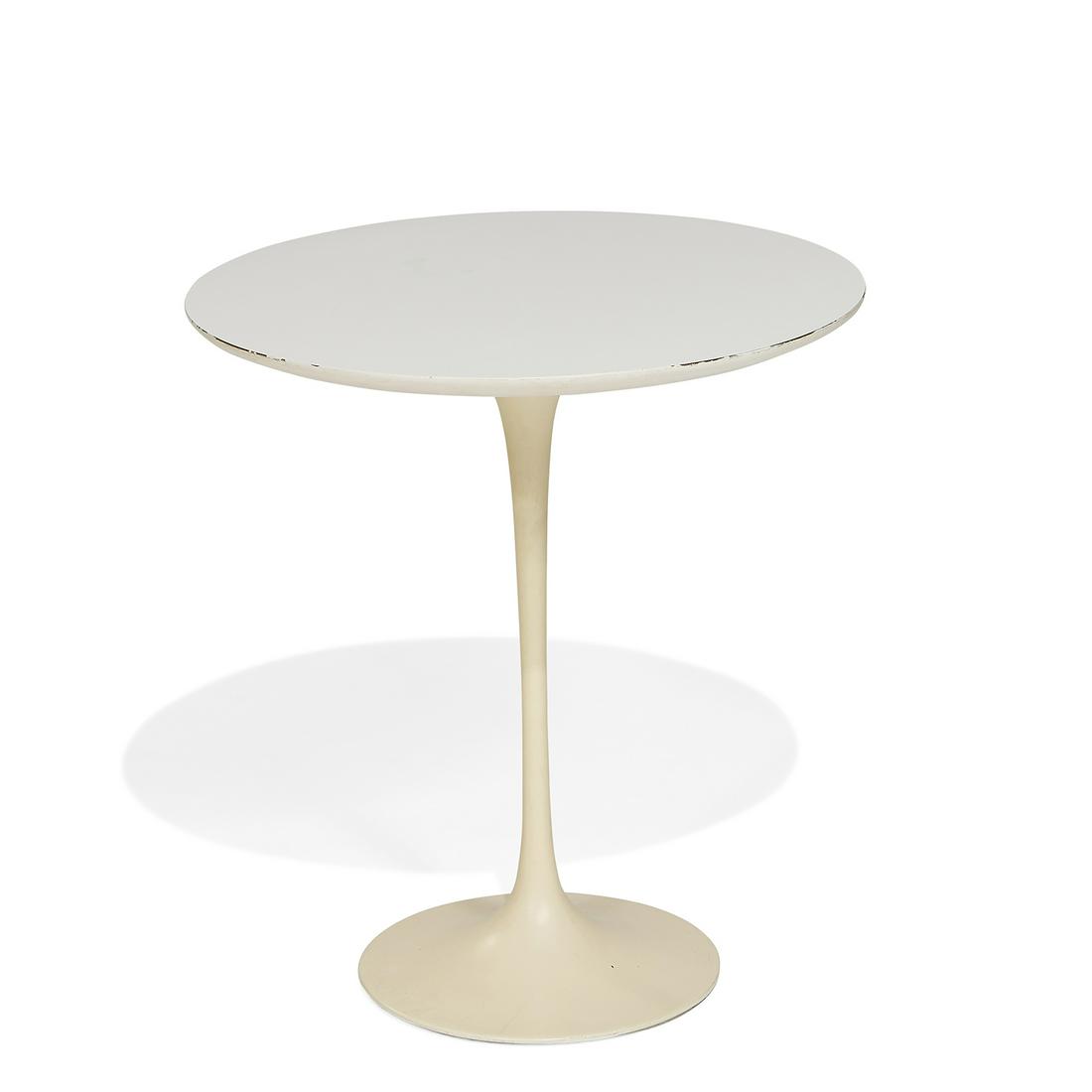 Eero Saarinen Knoll Tulip occasional table (1 of 2)