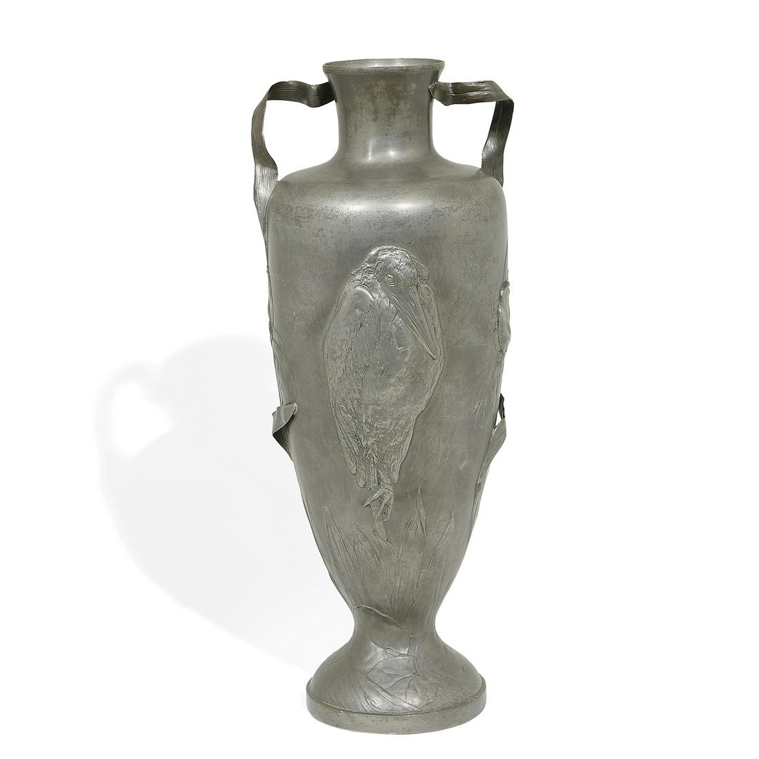 Kayserzinn large two-handled vase, #4230 (1 of 5)