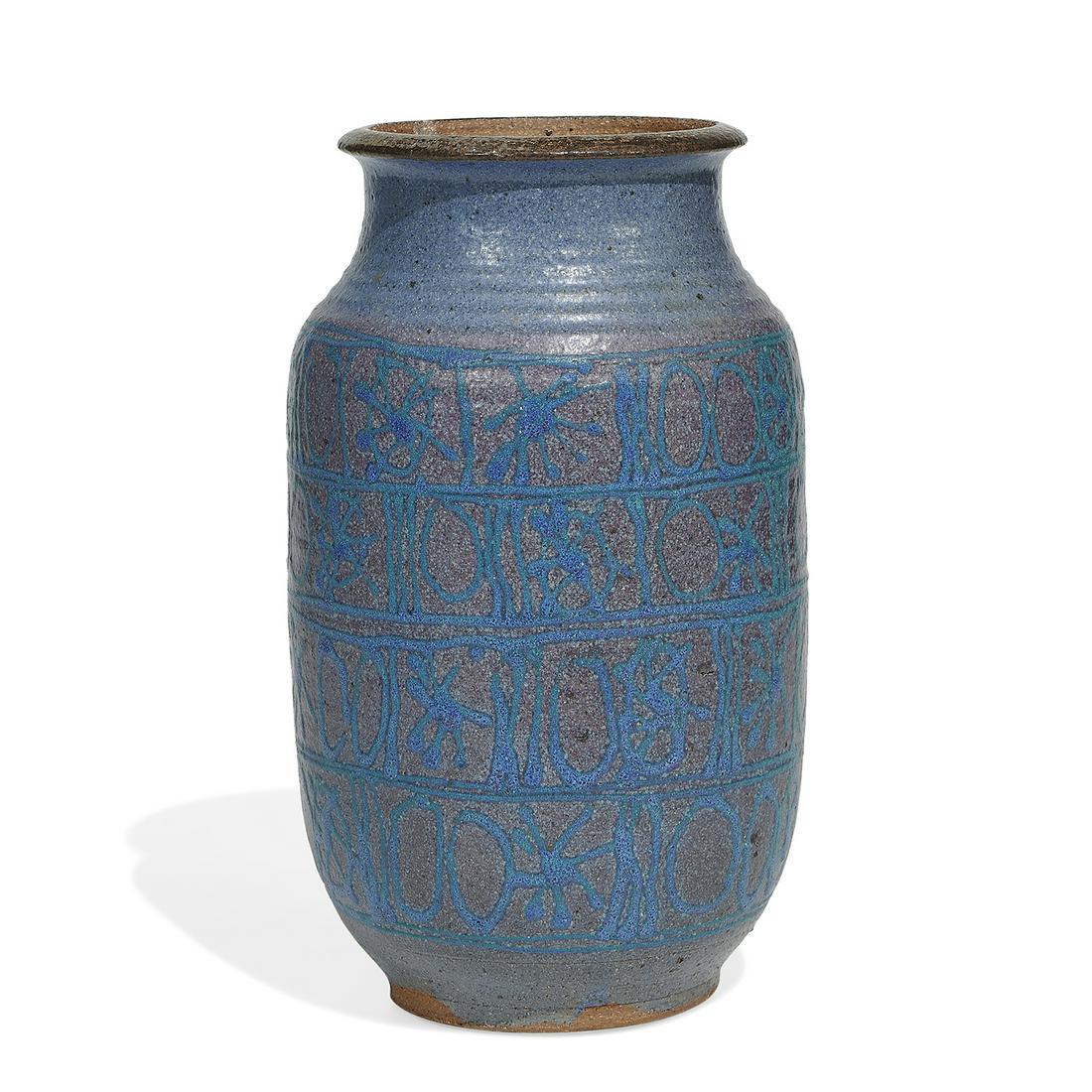 Don Johns vase (1 of 4)