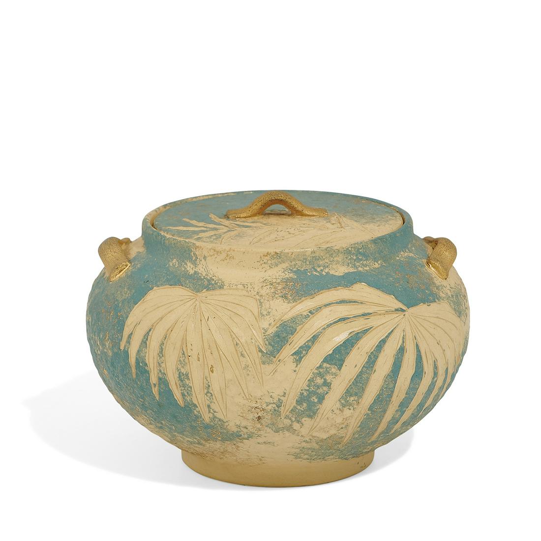 Attr. Harriet Wenderoth, Rookwood candy box (1 of 4)