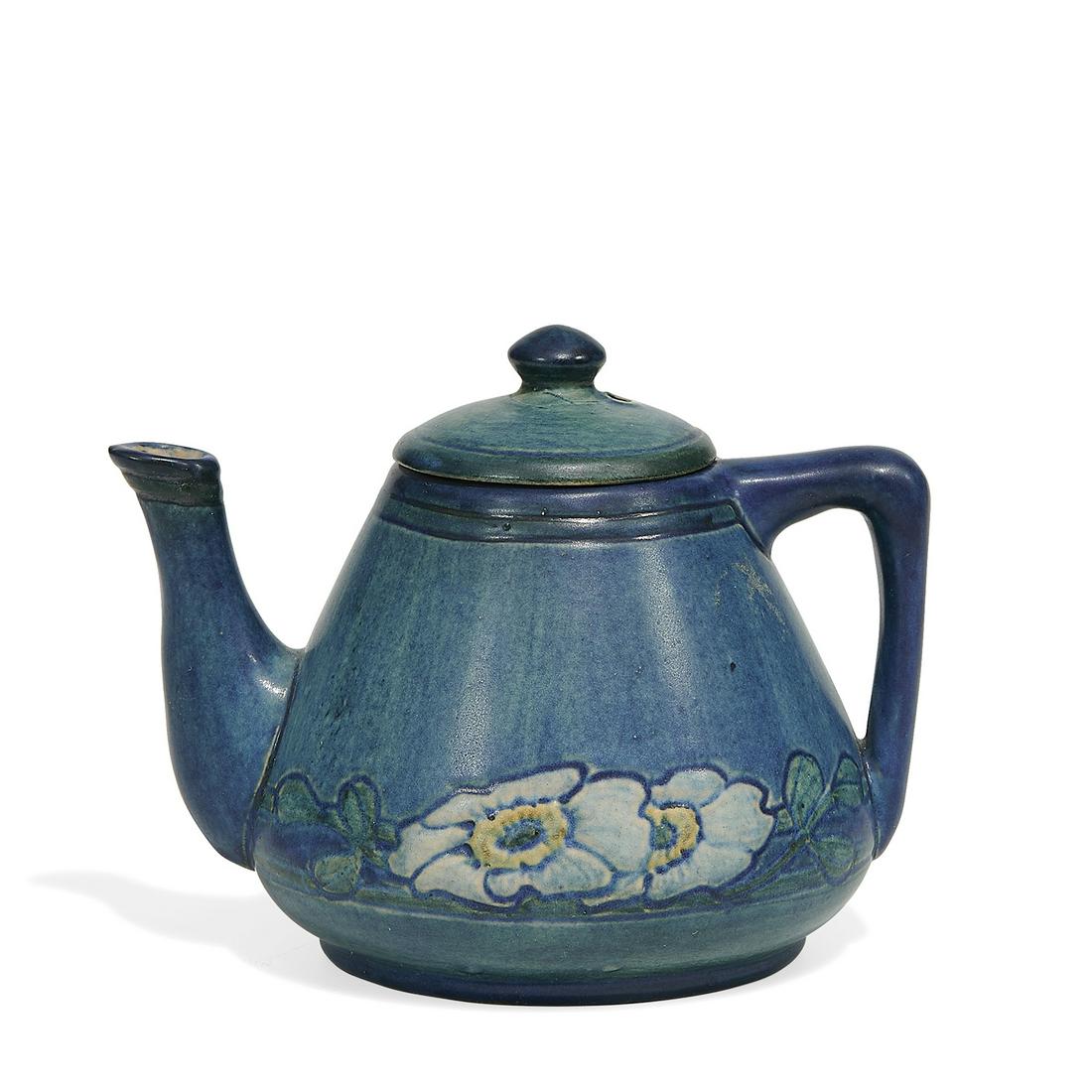 Alma Florence Mason, Newcomb College teapot (1 of 4)