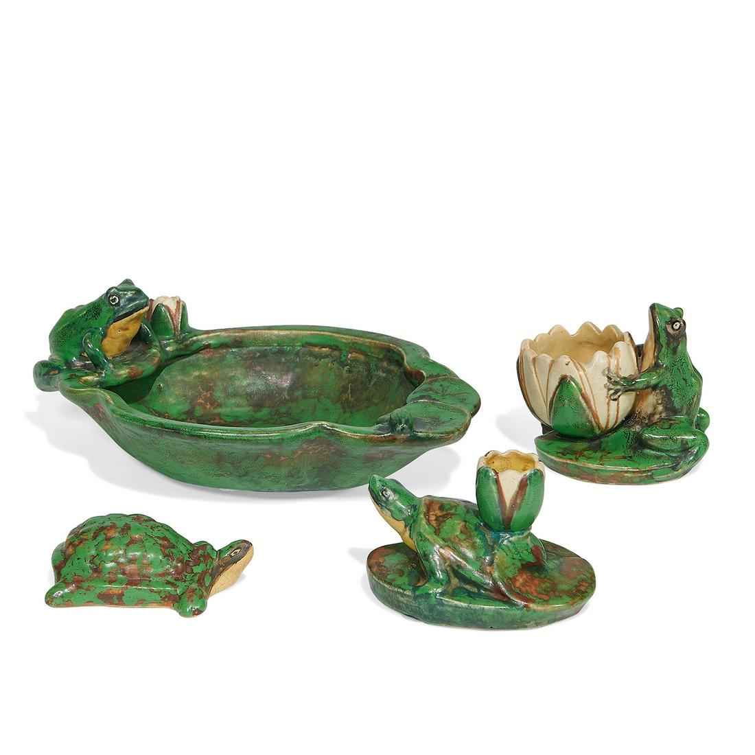 Weller Pottery Coppertone frog and lotus articles (1 of 3)