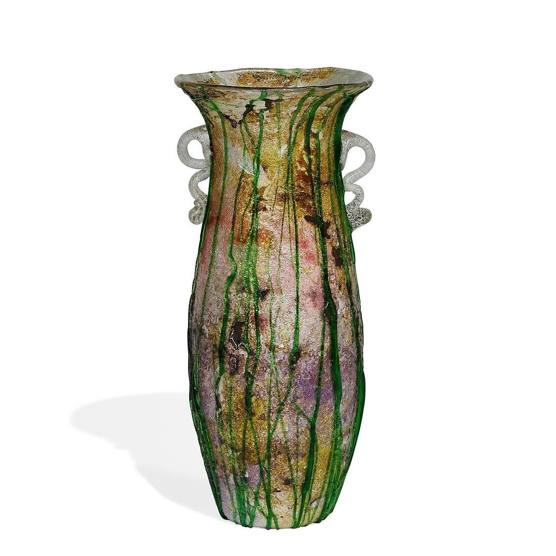 Stevens & Williams Silveria vase with two handles (1 of 3)