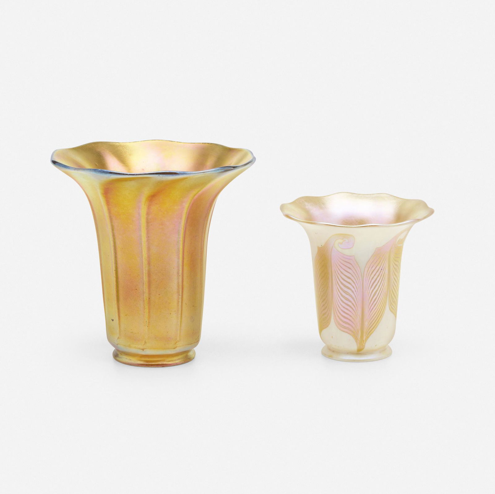 Quezal, Pulled-feather shade (1 of 3)