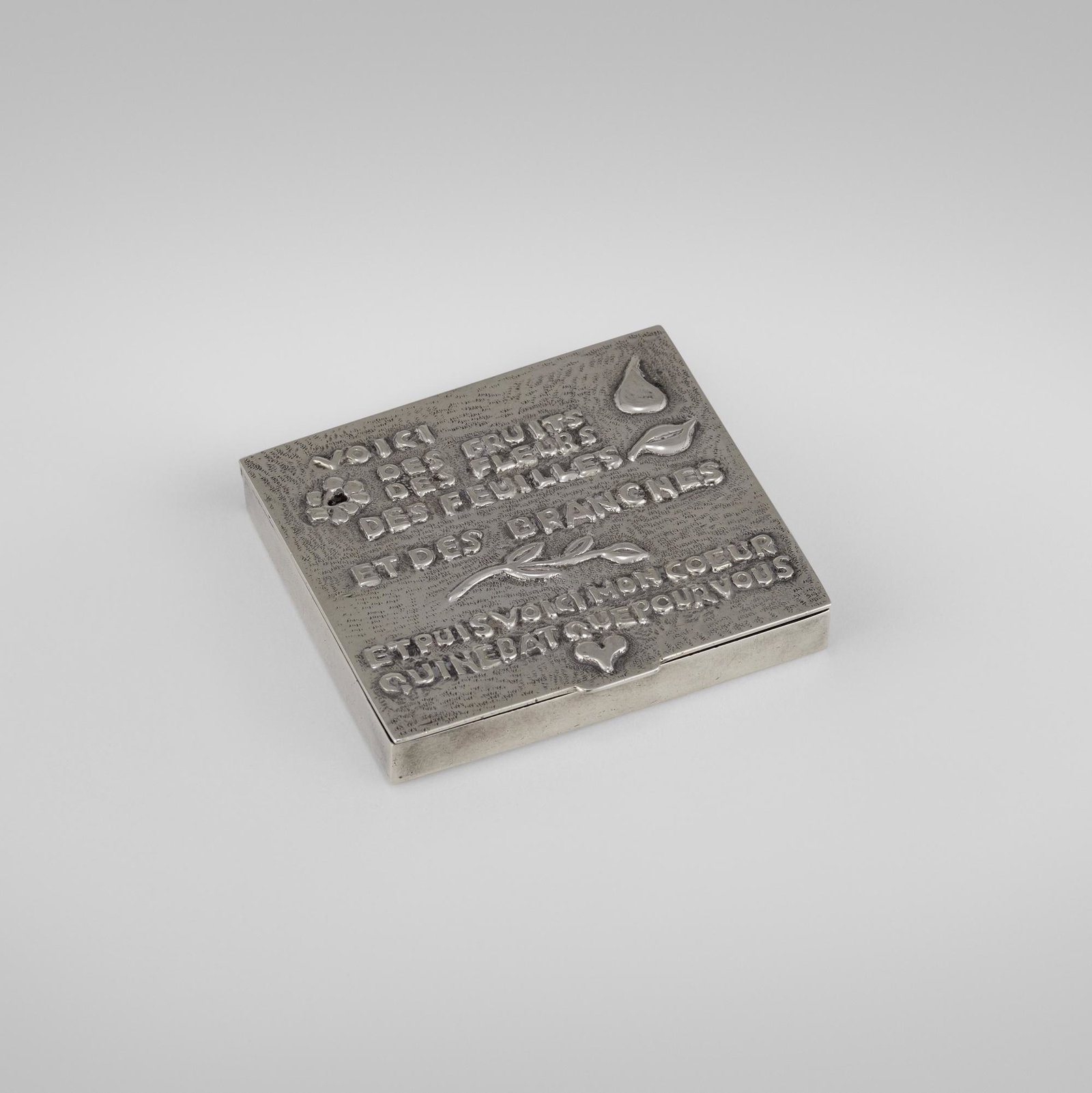 Line Vautrin, Compact (1 of 3)