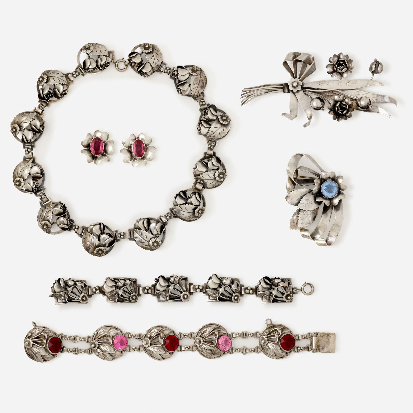 Hobe, Brooch and bracelet with silver jewelry (1 of 2)