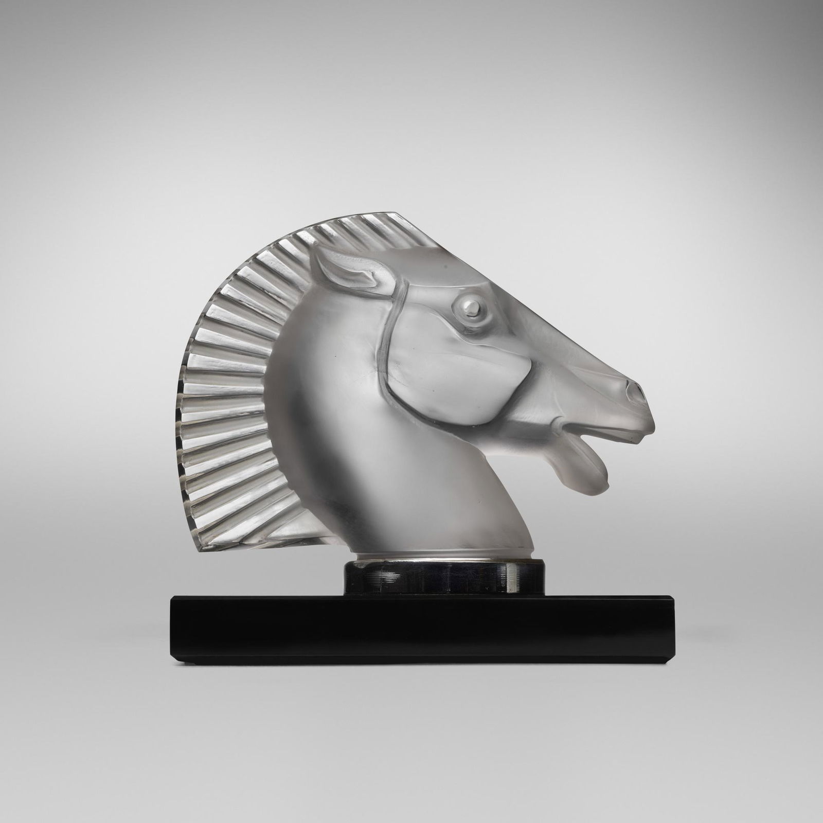 Rene Lalique, Longchamps B car mascot (1 of 3)
