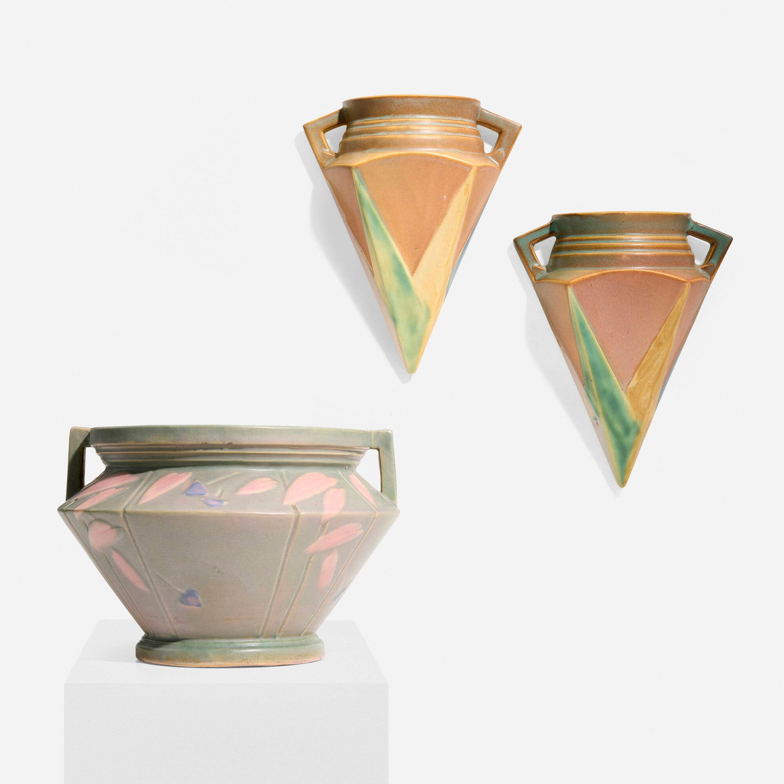 Roseville Pottery, Collection of Futura works (1 of 3)