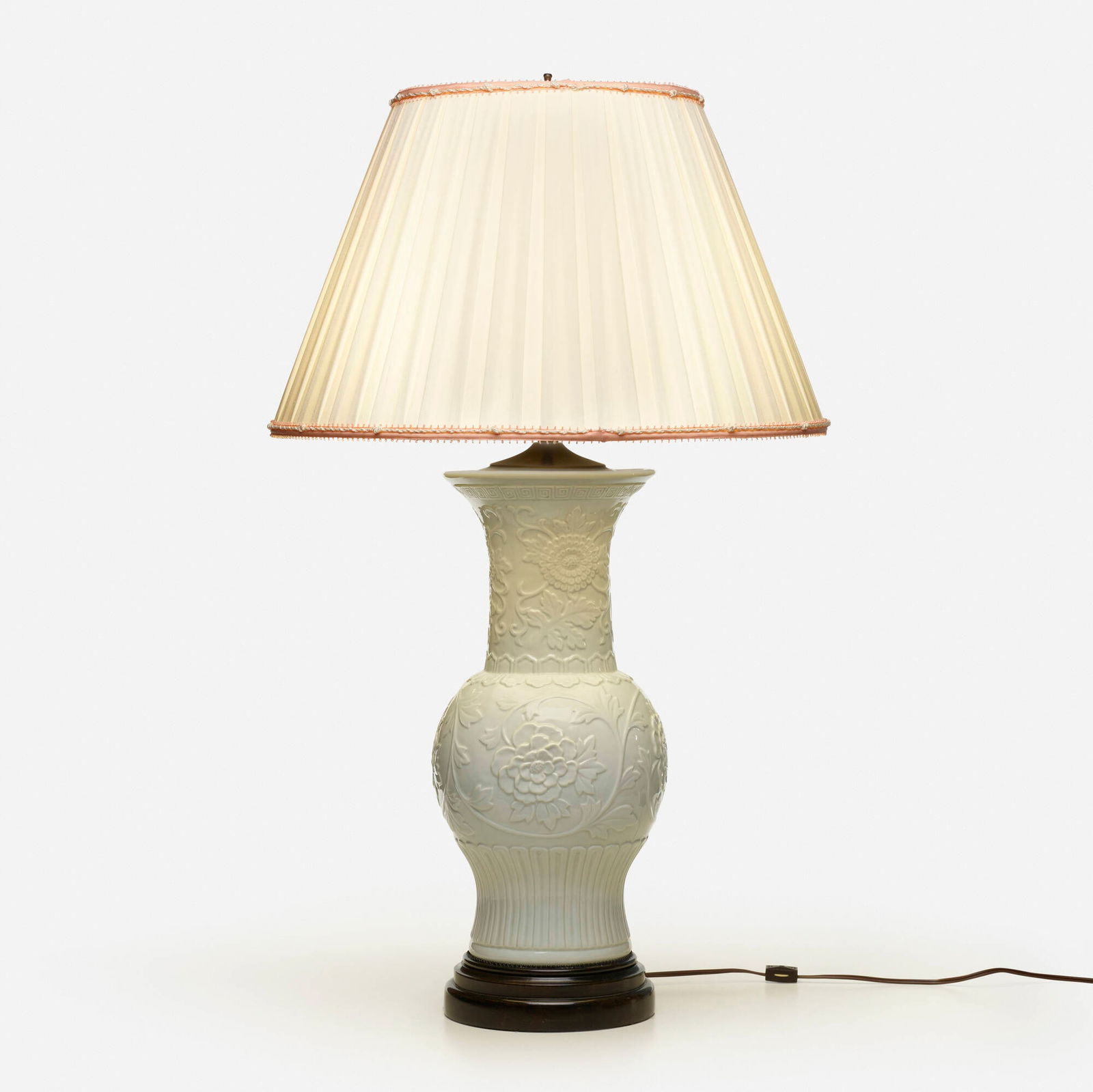 Chinese, Table lamp (1 of 3)