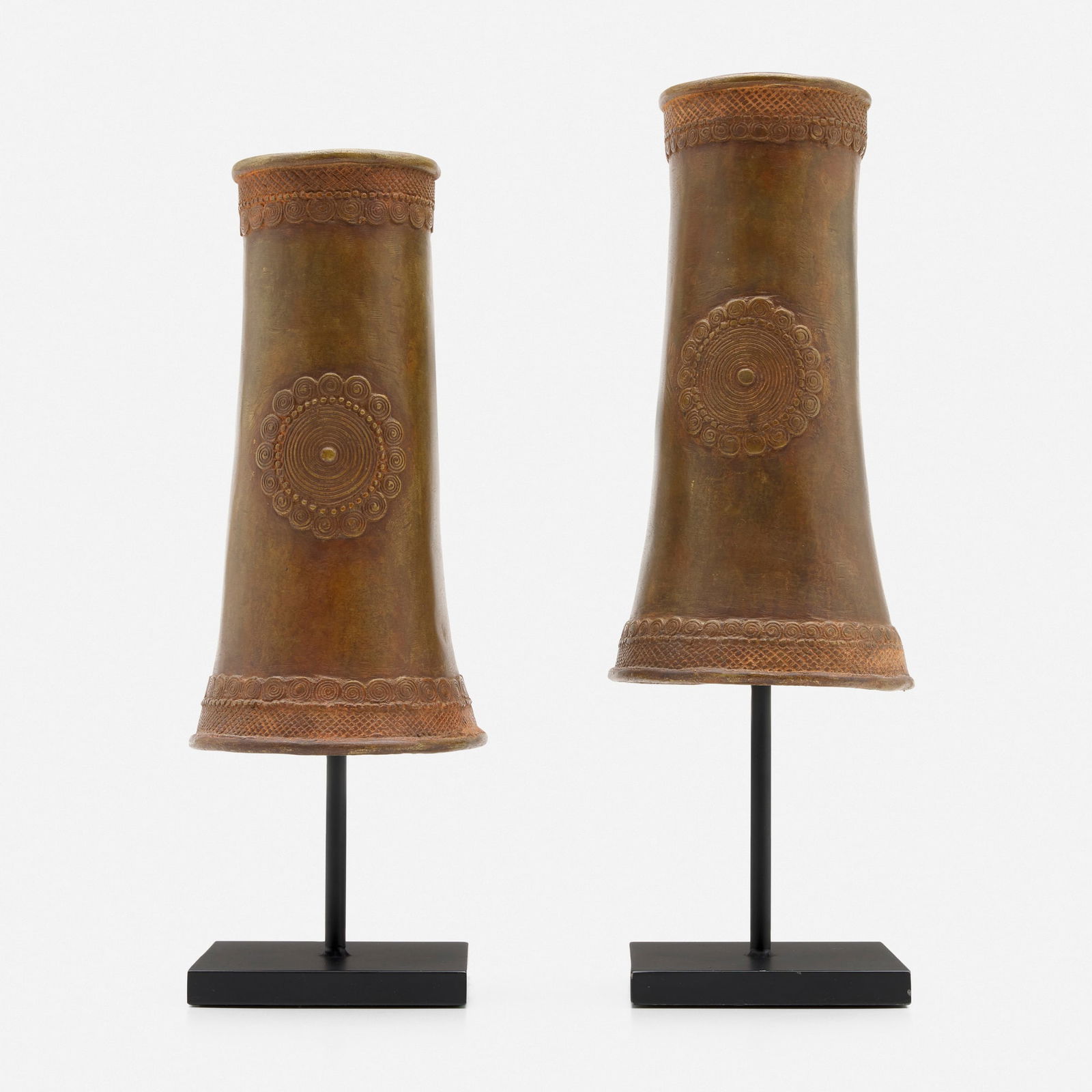 Gurunsi artist, Cuff anklets, pair (1 of 4)