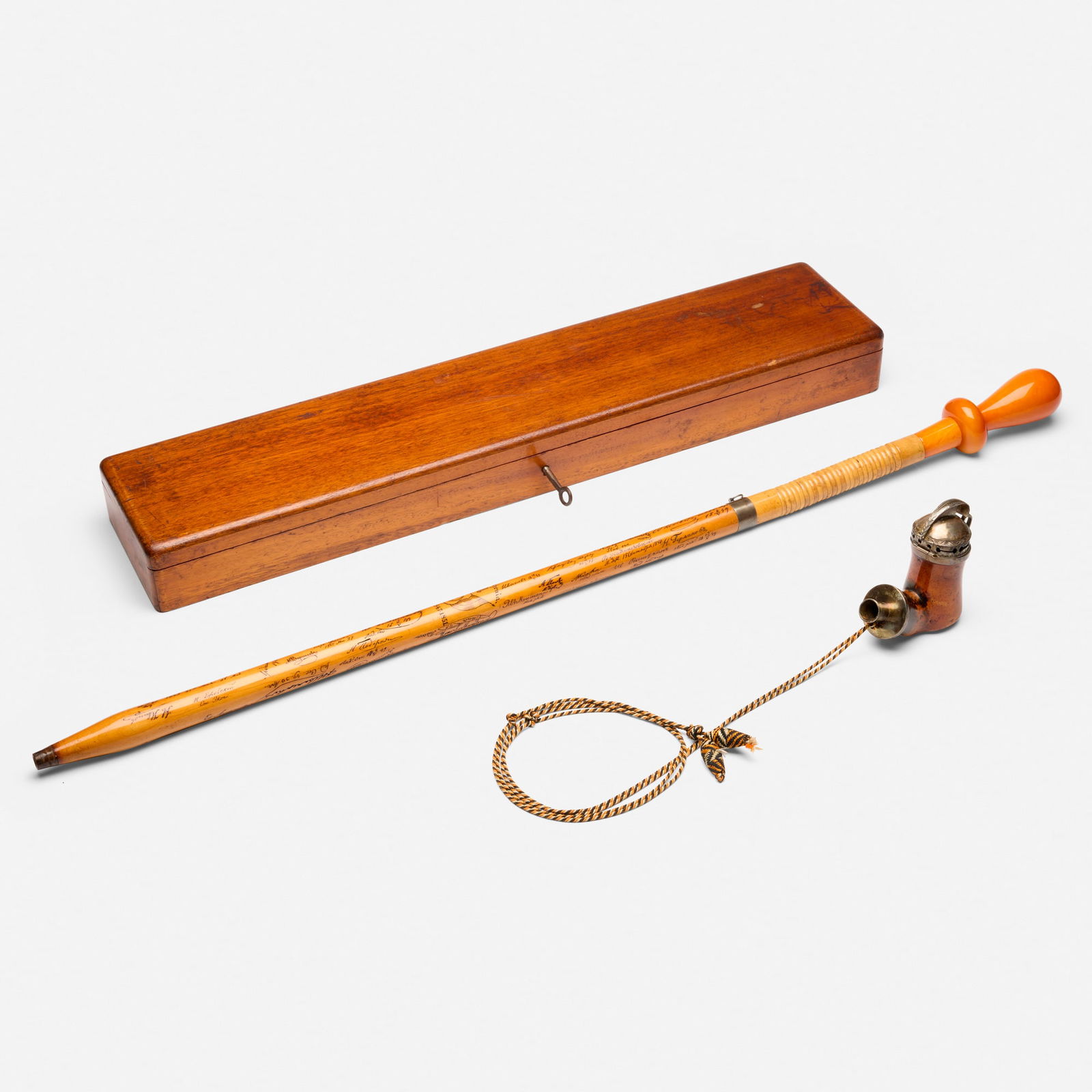 Tobacciana, Tobacco pipe (1 of 3)