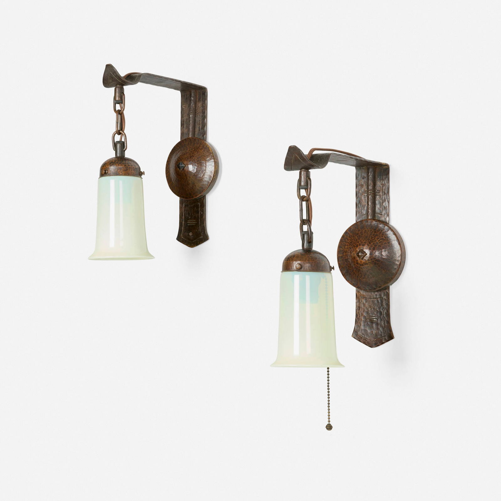Gustav Stickley, Bell sconces model 400, pair (1 of 3)