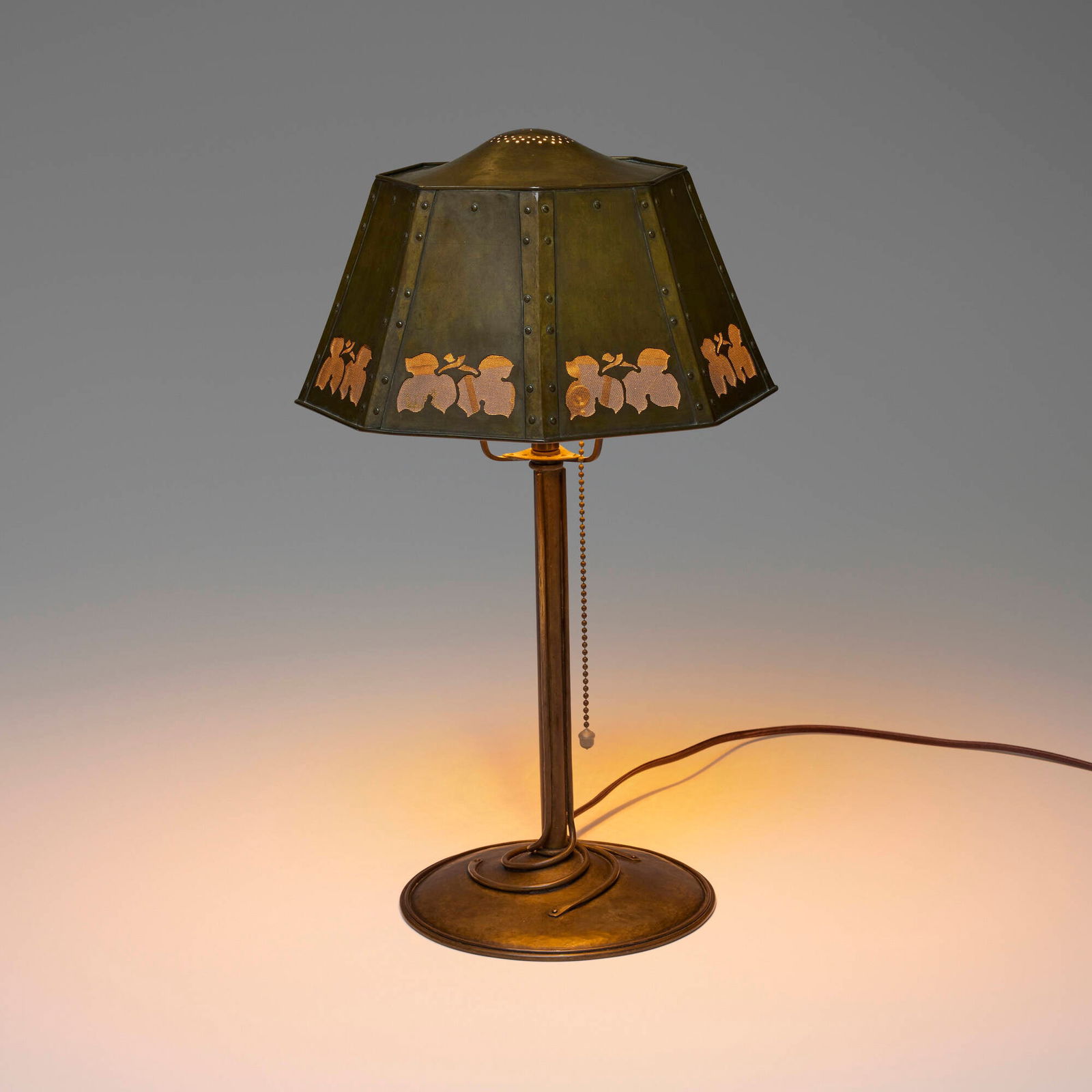 In the manner of Henry G. Cleaveland, Table lamp with ivy leaves (1 of 4)