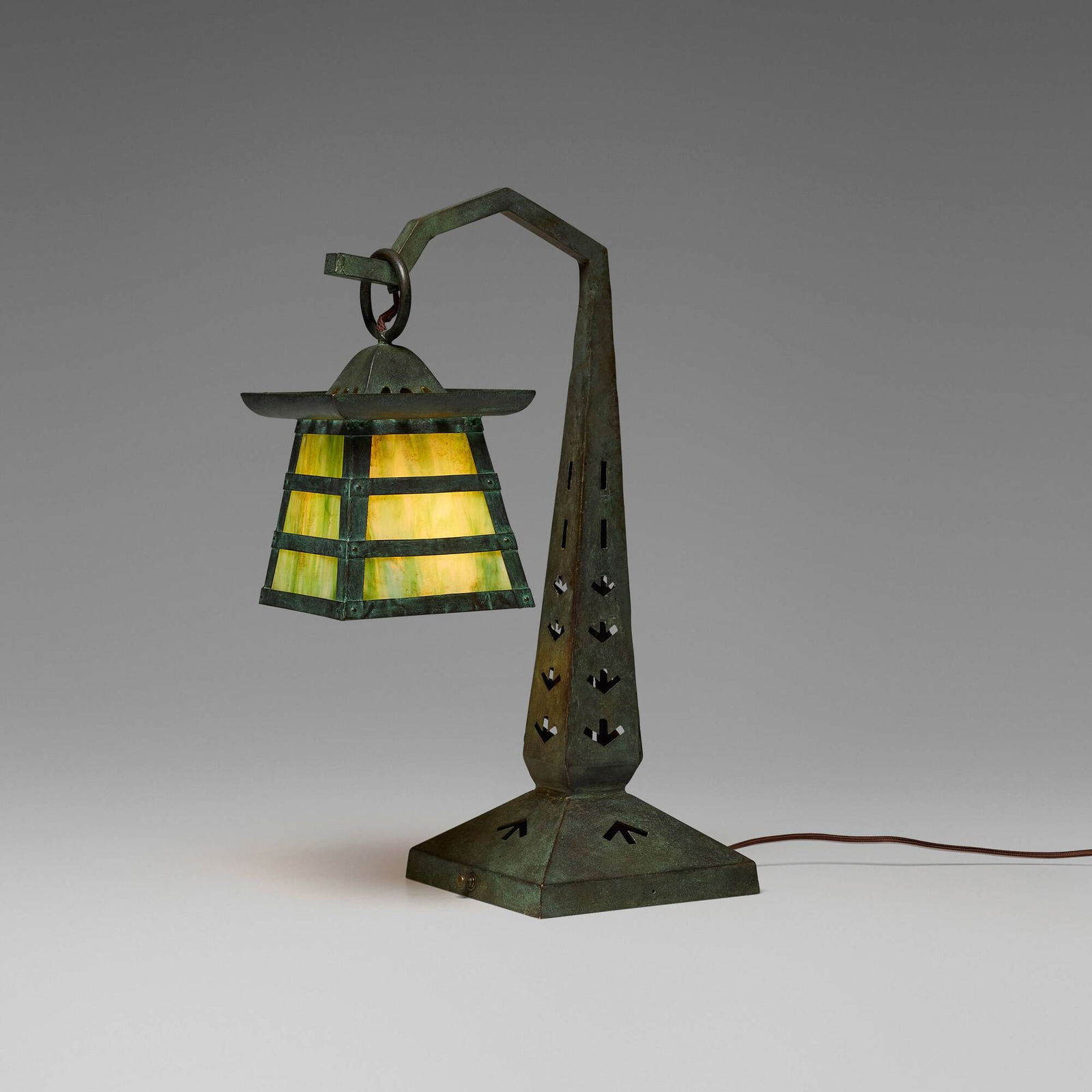 Handel, Rare Bungalow-style table lamp (1 of 4)