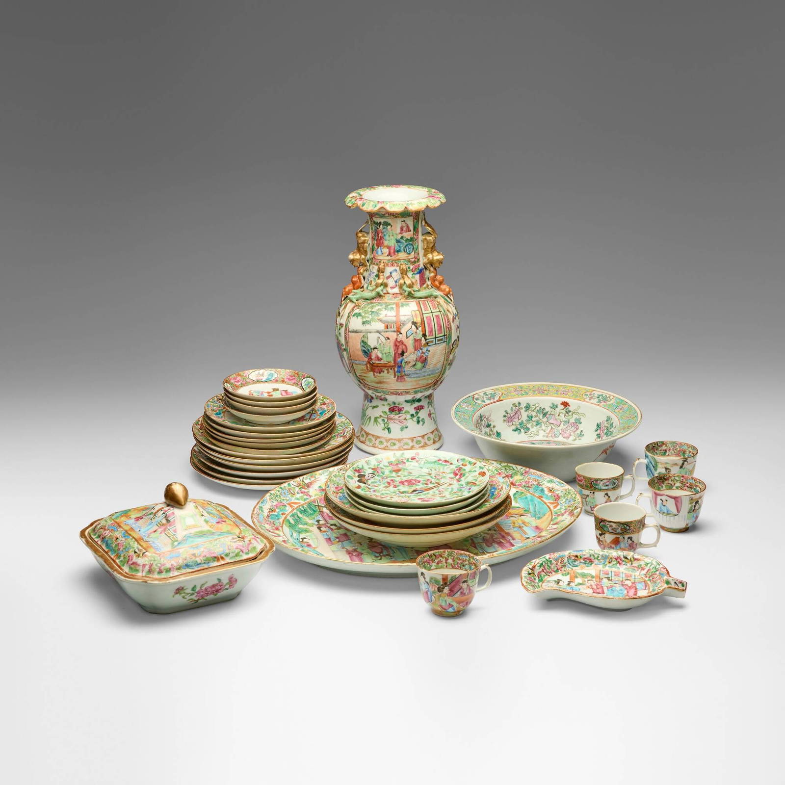 Chinese Export, Collection of thirty-one Rose Mandarin and associated tablewares