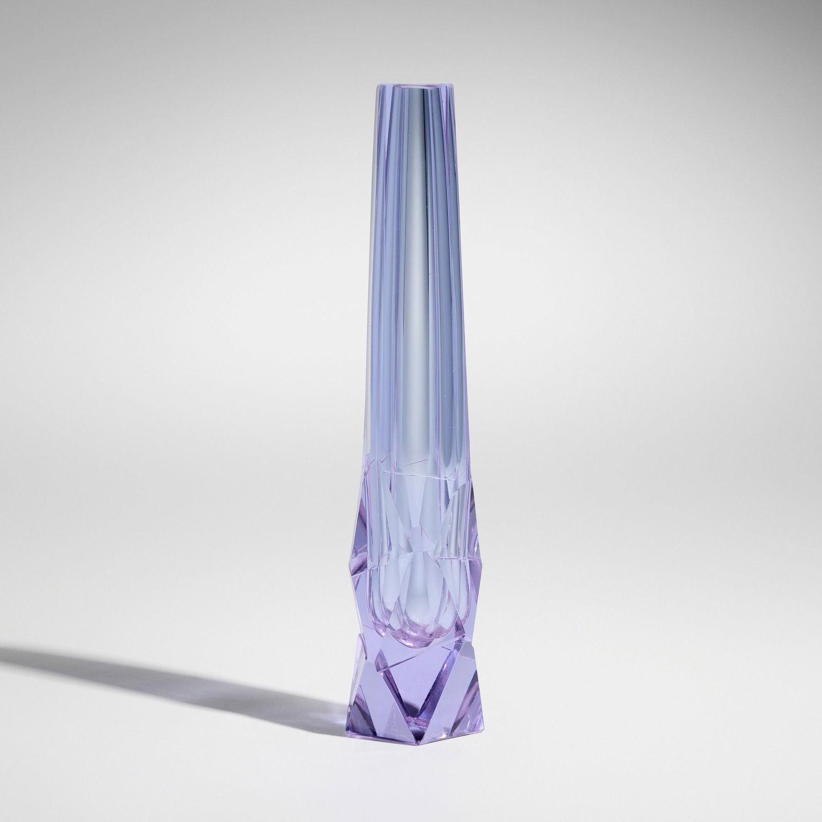 Frank Lloyd Wright, Bud vase (1 of 4)