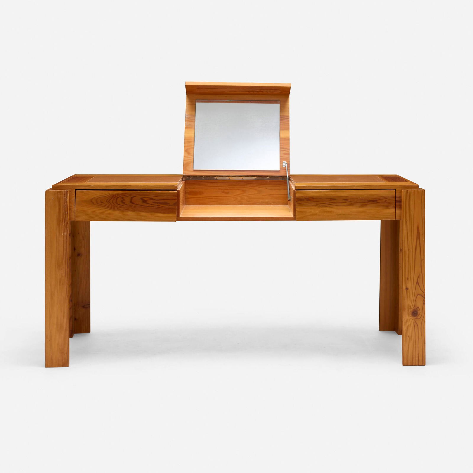 Hubert Mesnier and Herve Vivien, Vanity (1 of 4)