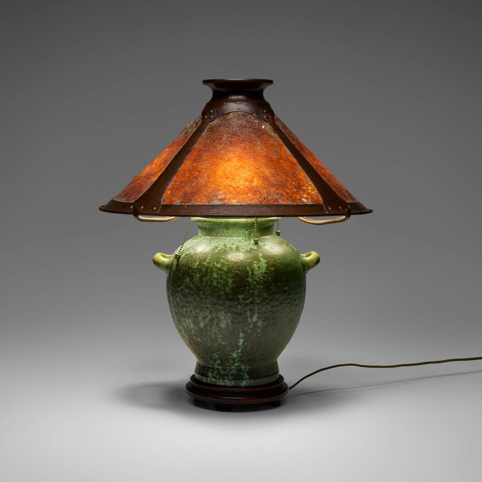 Benedict Art Studio and Fulper Pottery, Table lamp (1 of 4)