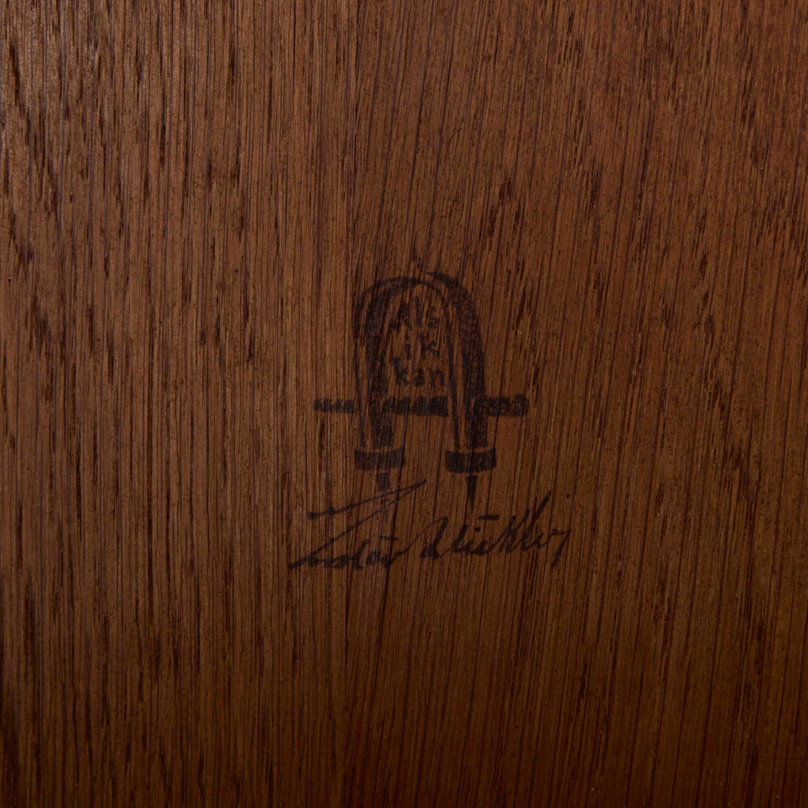 Gustav Stickley, Bookcase, model 716 variant - 4