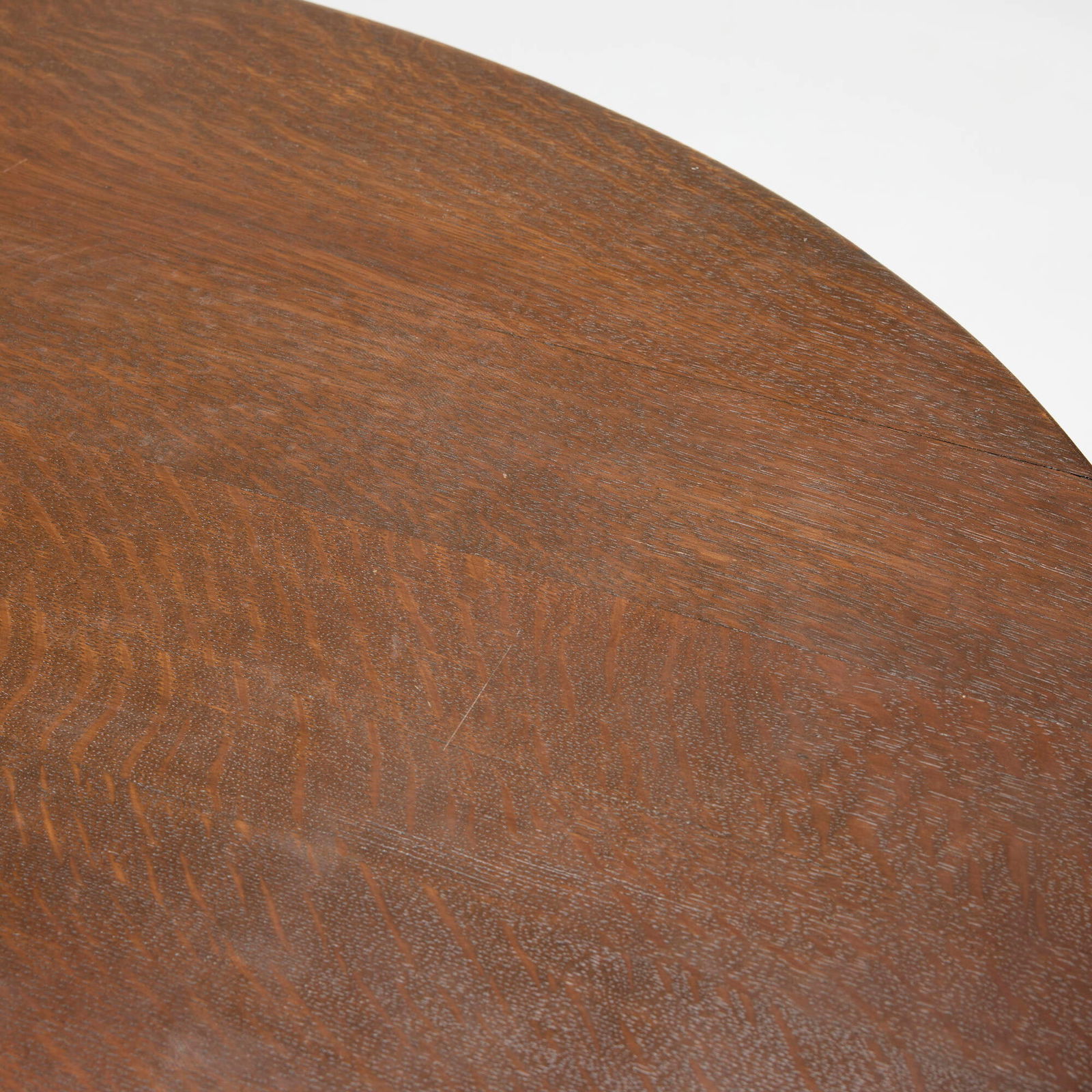 Limbert, Oval table, model 146 - 4