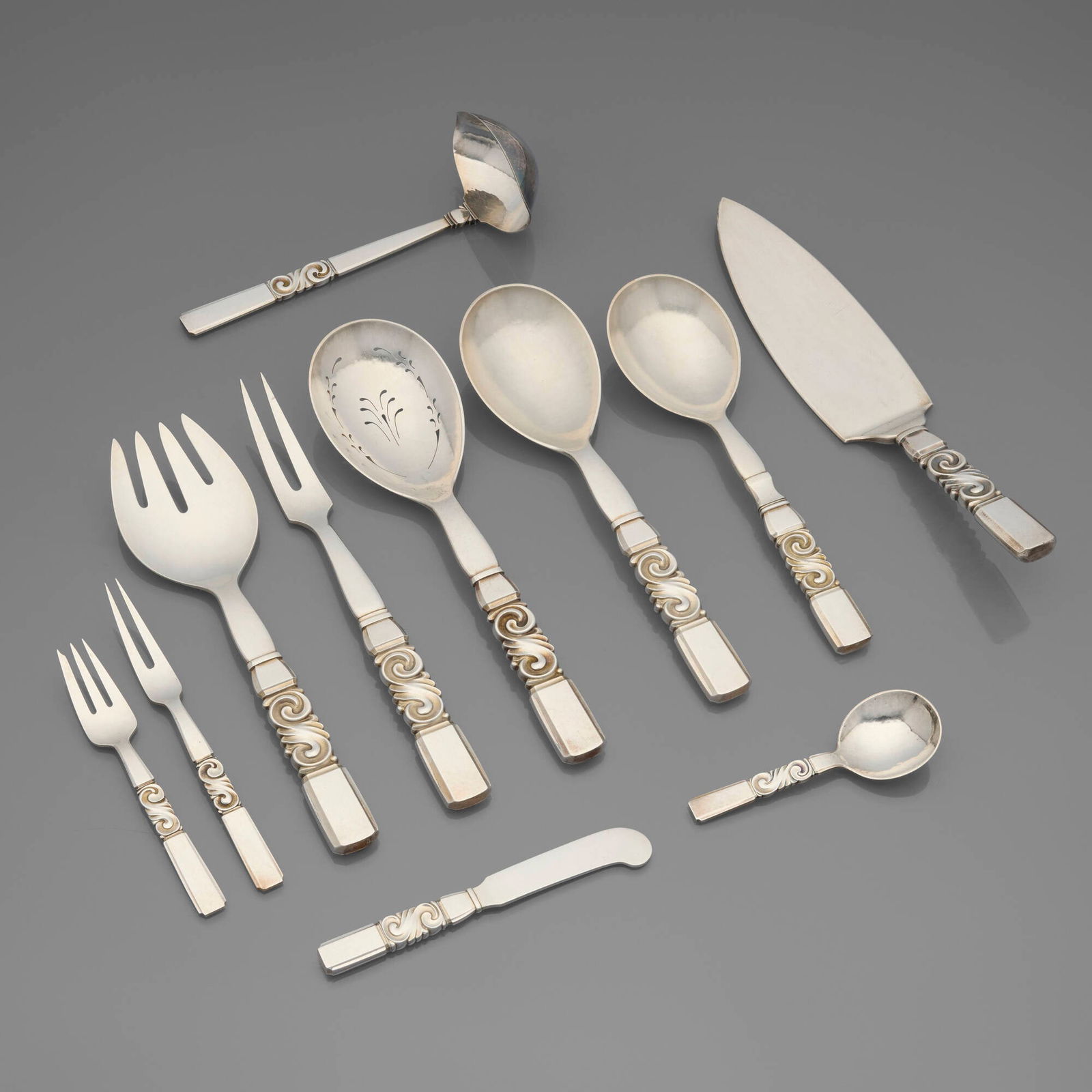 Georg Jensen, Scroll flatware service, model 22 - 2