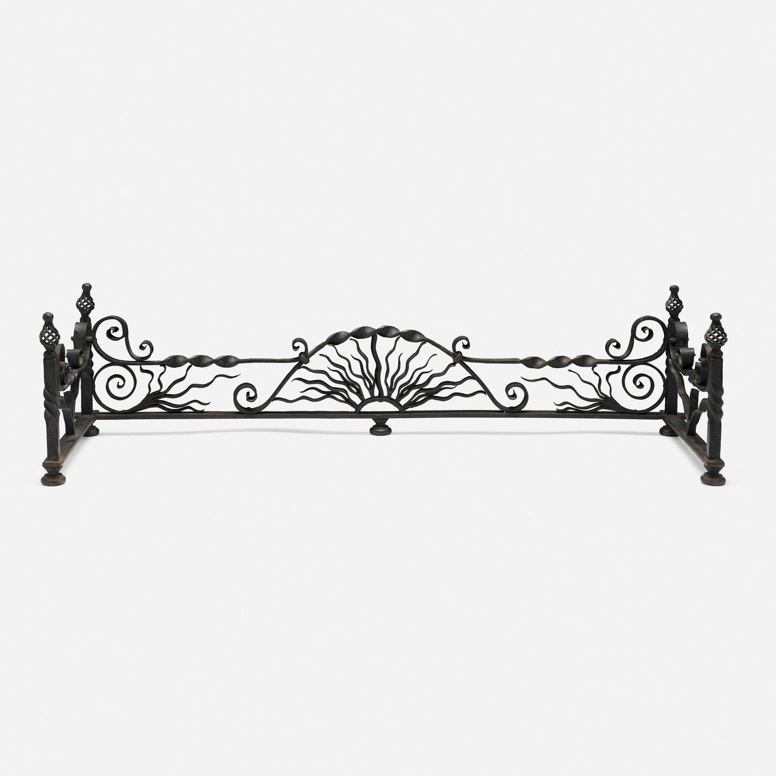 Continental, Fireplace fender - 3