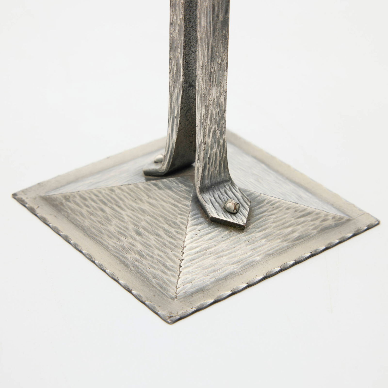 Roycroft, Princess candlesticks model 403, pair - 3