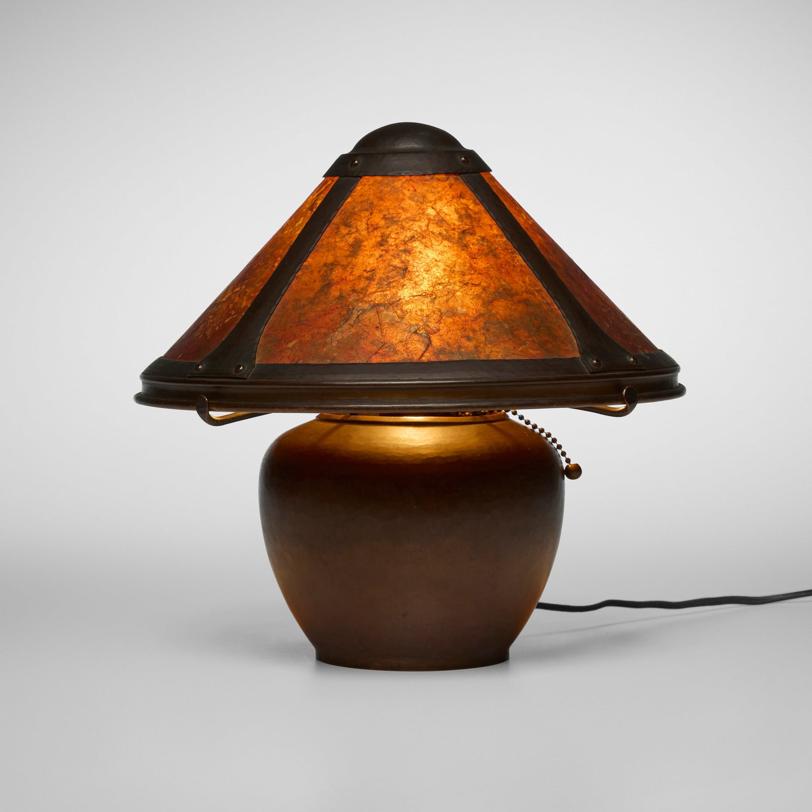 Dirk van Erp, Bean Pot boudoir lamp (1 of 4)
