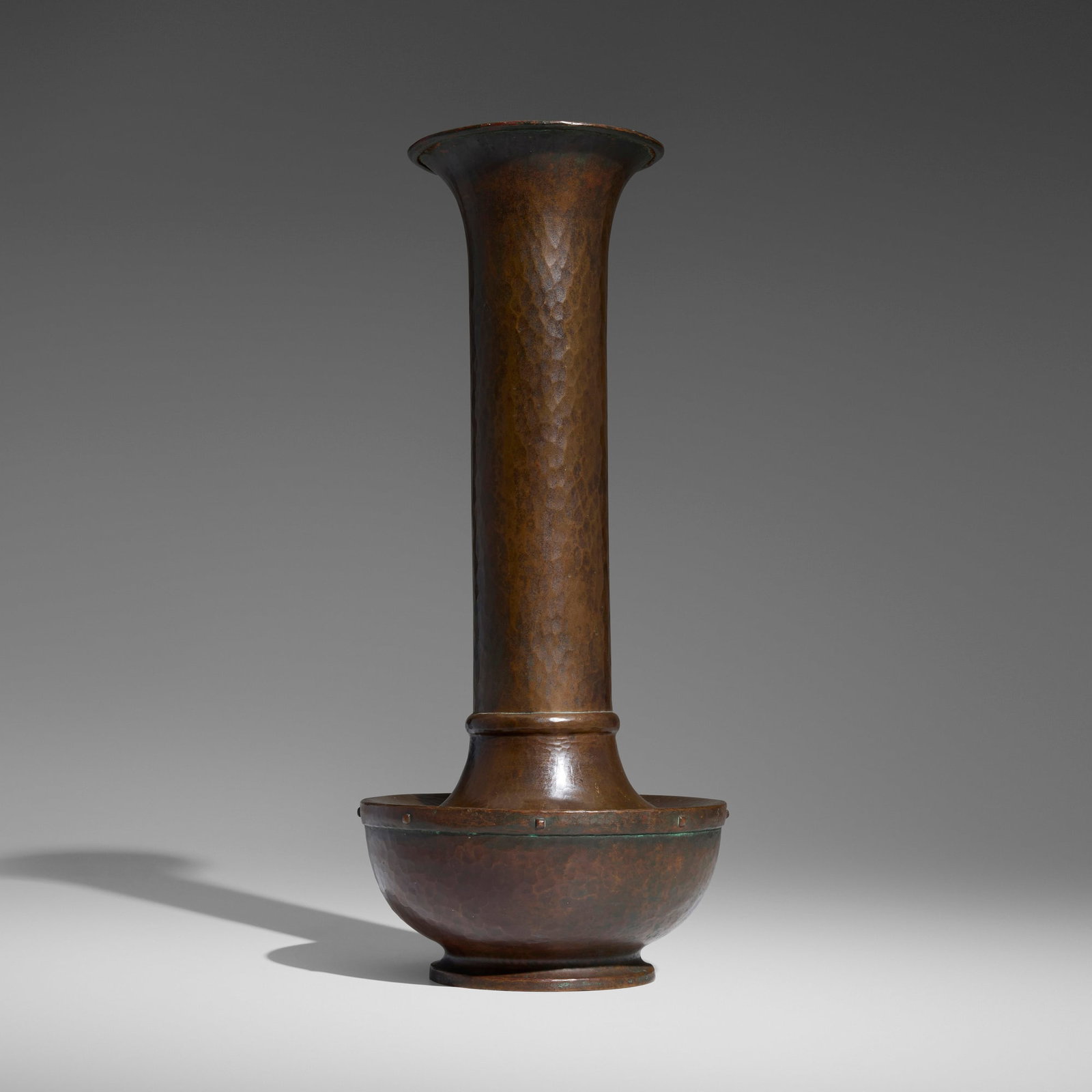 Victor Toothaker for Roycroft, American Beauty vase, model 201 (1 of 4)