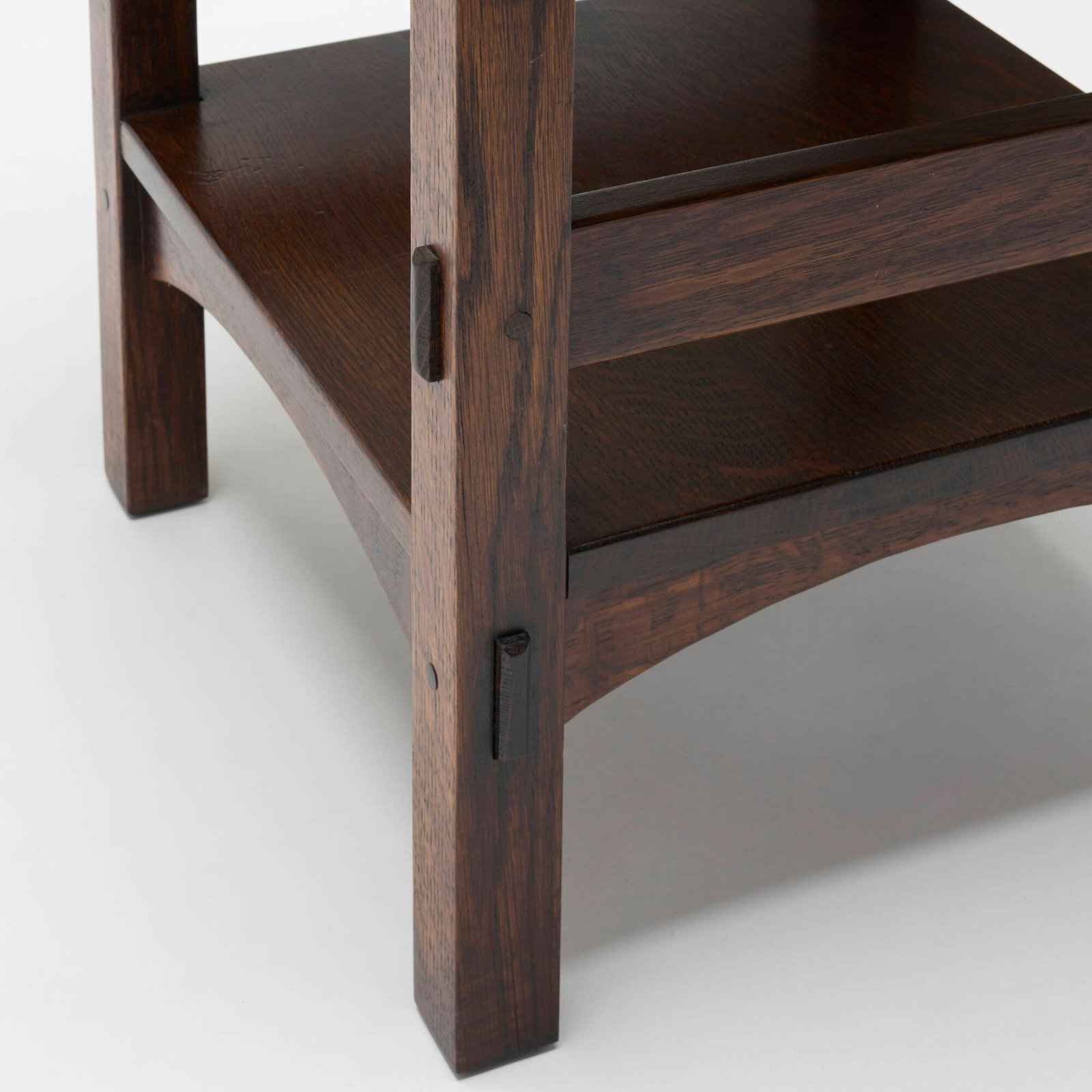 Stickley Brothers, attribution, Lamp table - 5