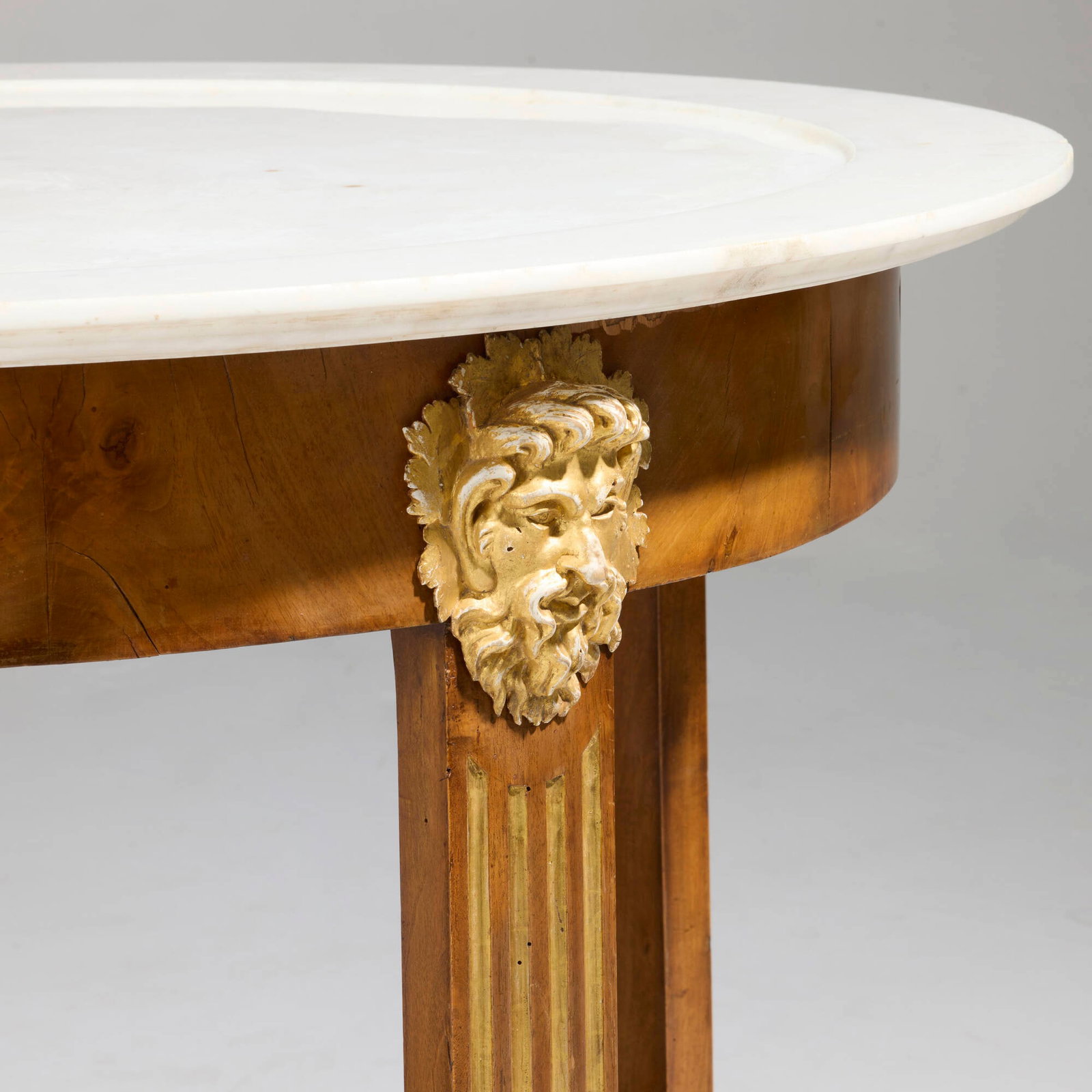 Empire Style, Table - 3