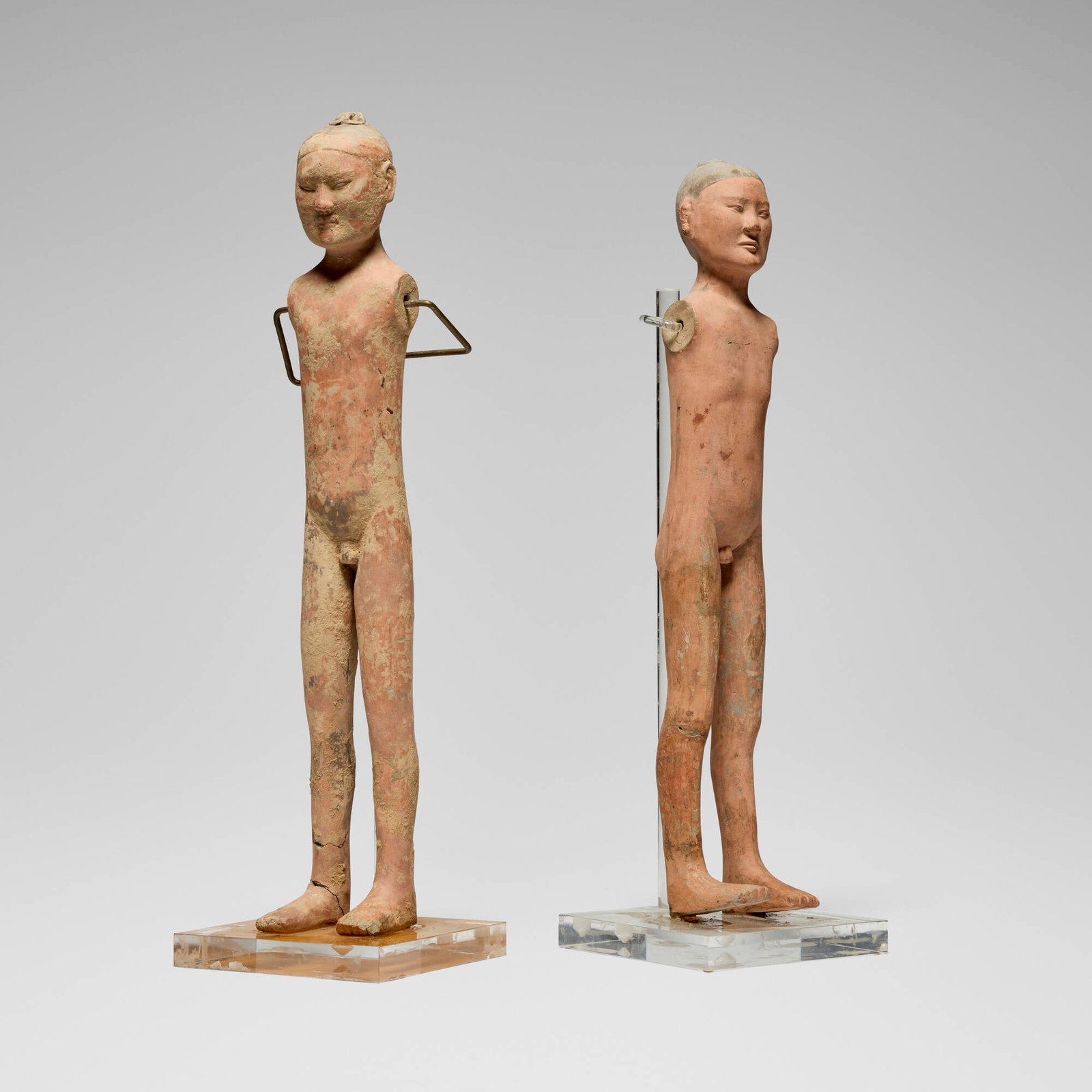 Chinese, Standing stick men figures, set of two (1 of 4)
