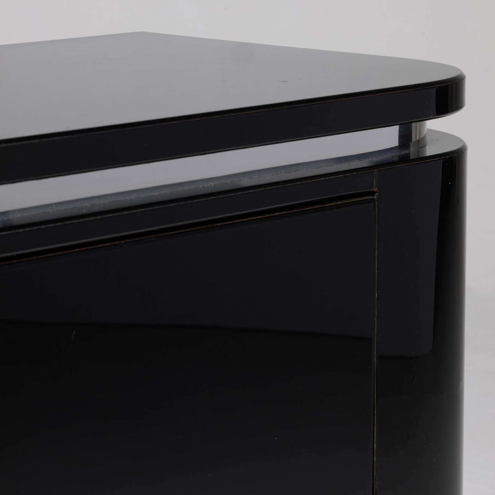 French, Cabinet - 3