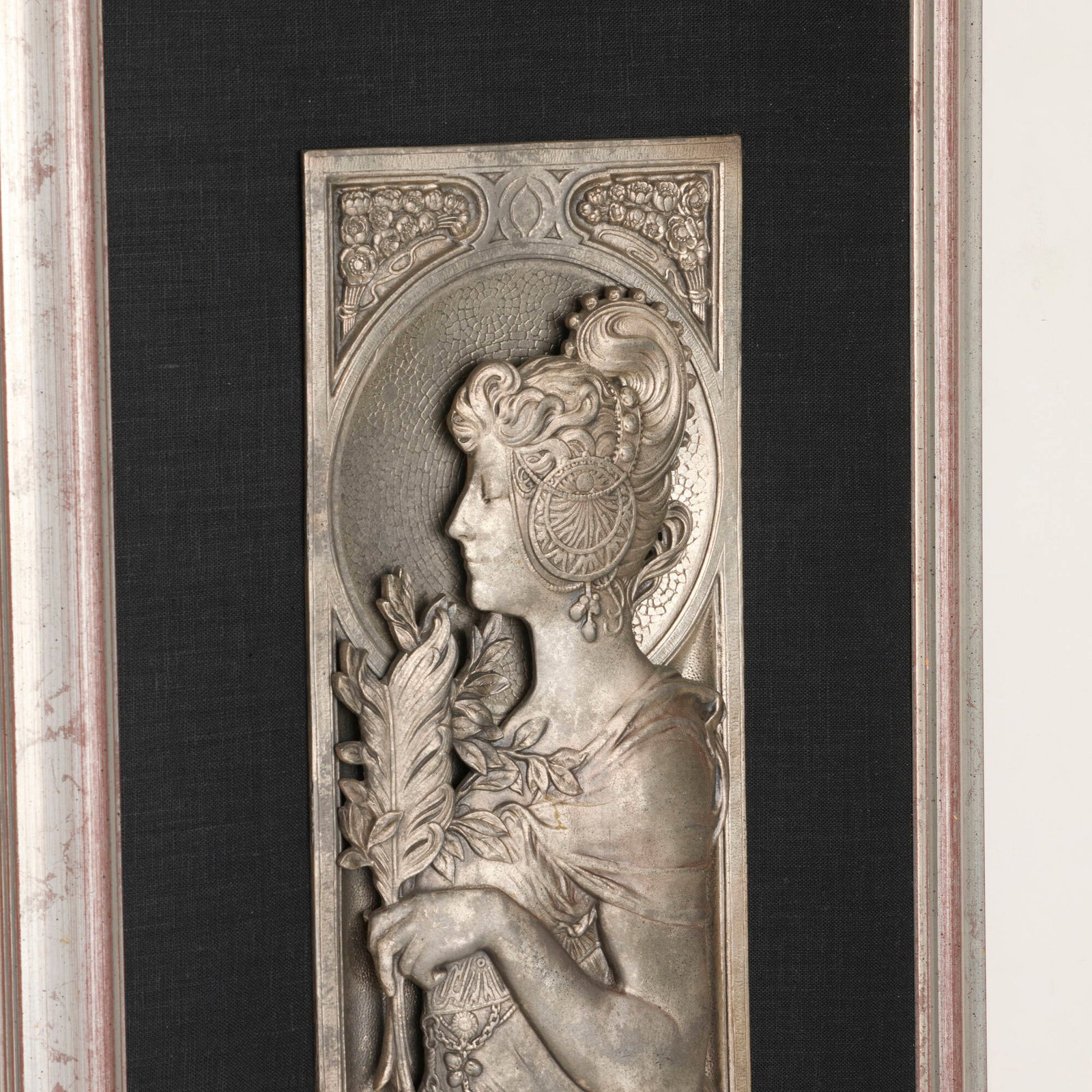 After Alphonse Mucha, Art Nouveau decorative panels with female figures, set of two - 3