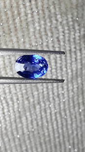 Genuine Cornflower Blue Ceylon Sapphire| GIA 2.03ct: Estate Exclusive, Sri Lanka:: Directly to the auction out of the richest sapphire mining gravel of the world in Sabaragamuwa Province. low heat only (traditional blow-heat under 800 C) enhanced at min