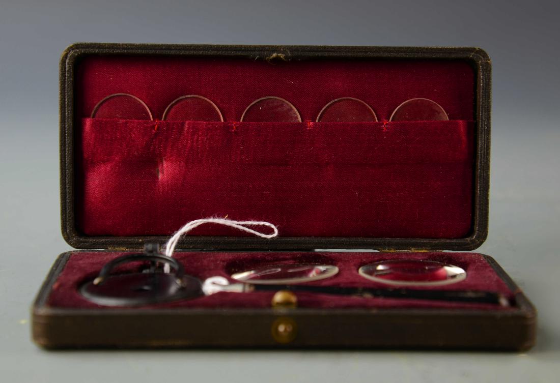 Dr. Liebreteh's Ophthalmoscope with Box (1 of 4)