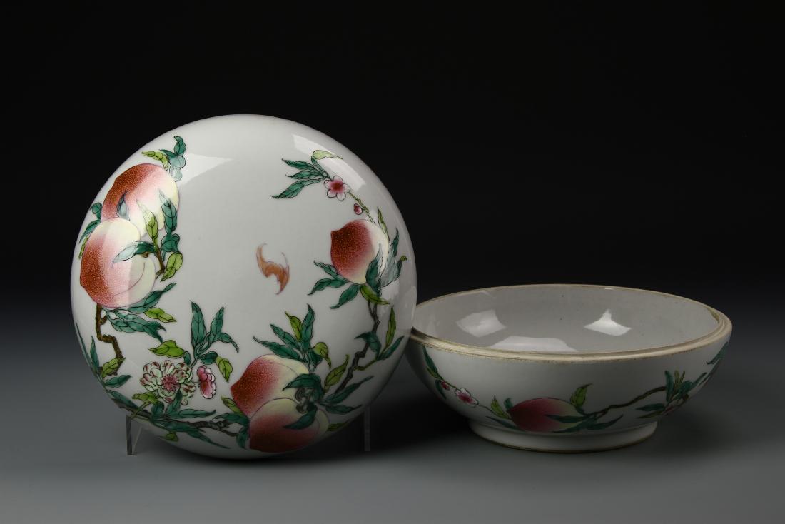 Chinese Famille Rose Box (1 of 4)