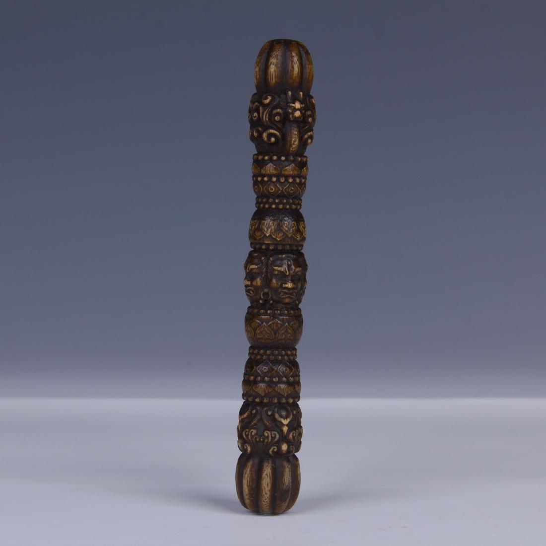 AN CHENGXIANG WOOD BUDDHIST INSTRUMENT: Dimensions: L.13 cm. Weight.12 g