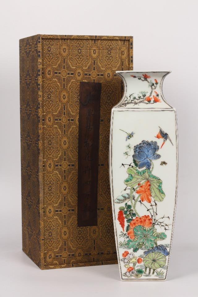 A WUCAI 'BIRD AND FLOWER' PORCELAIN SQUARE VASE: Dimension: H 35.5 cm. All measurements are approximate.
