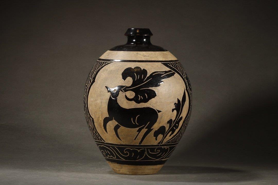 A CIZHOU WARE PORCELAIN FLORAL VASE: A Cizhou ware porcelain floral vase. Dimensions: H 29 cm, Diam 23 cm. All measurements are approximate.
